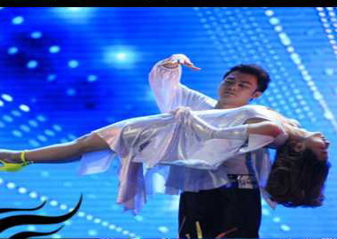 360°人体漂浮达人秀周结明